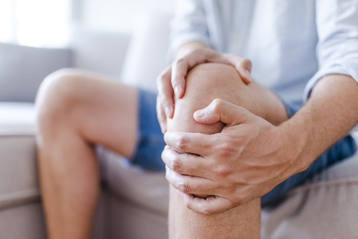 Knee Pain Treatment Near Me in Houston, TX. Chiropractor For Knee Pain Relief.